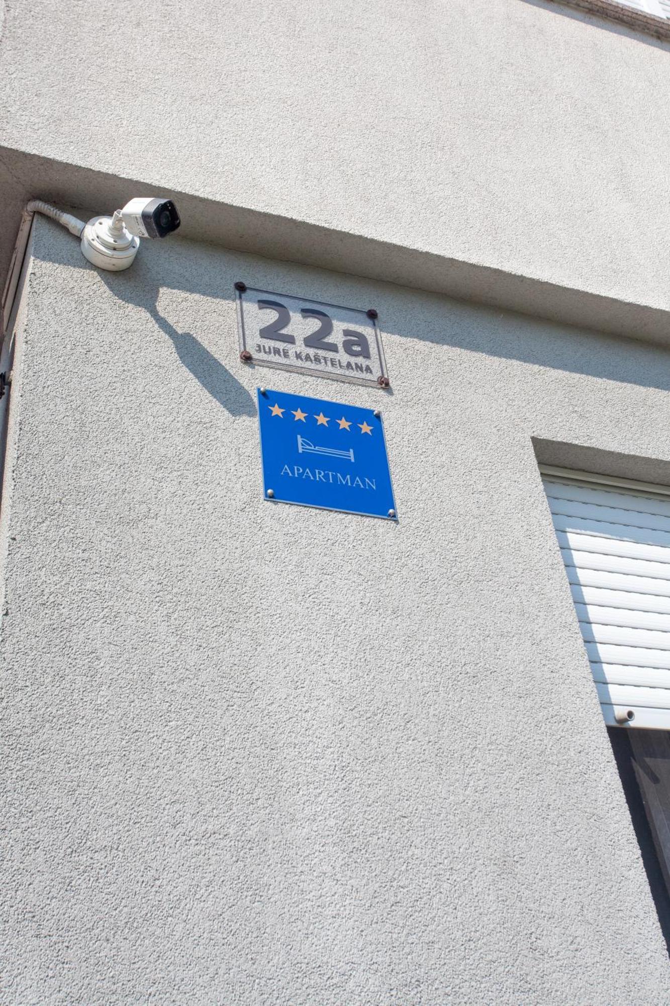 Apartment Sladic Sisak Exteriör bild